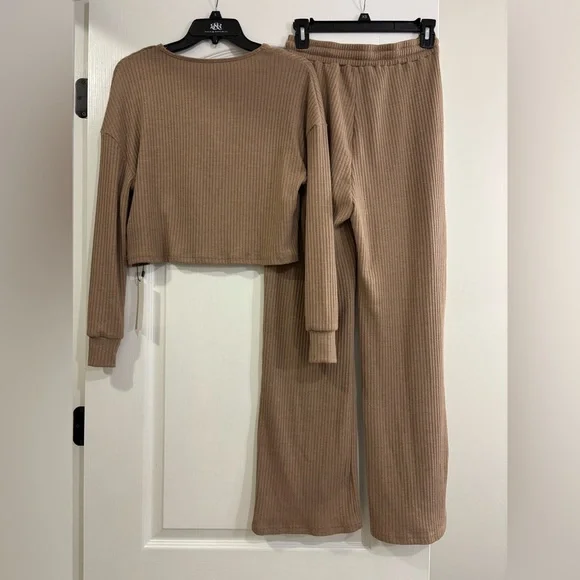 Brown Ribbed Coordinating Pant Set, NWT - Picture 6 of 8